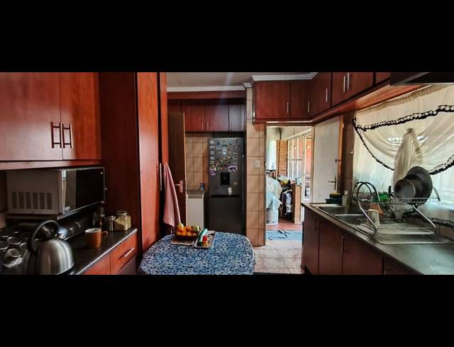 3 BEDROOM HOUSE FOR SALE IN WEST PARK